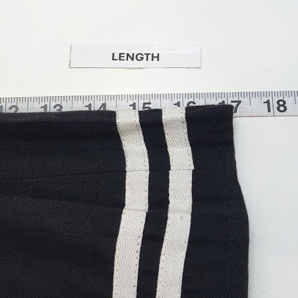 NEW Hot Topic Pleated Cheer Skirt Juniors Medium M Black Mini Tennis Goth FF12D - Picture 6 of 6